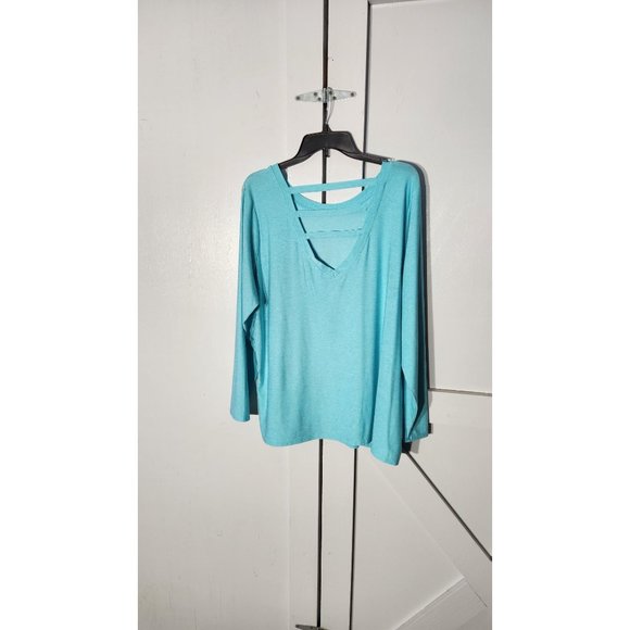 BUNDLE OF 3 BASIC TOPS LONG SLEEVE POLY-SPANDEX SIZE 1X - Picture 4 of 6